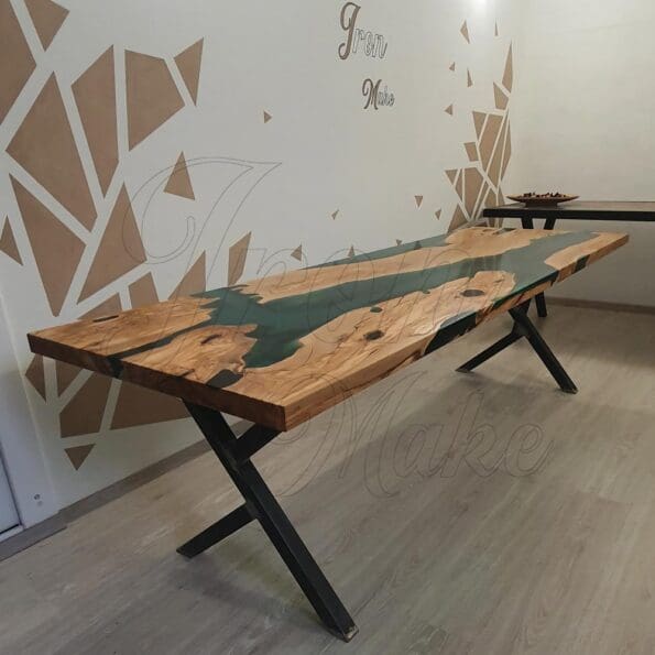 tavolo-in-resina emerald1