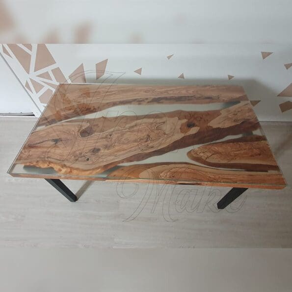 tavolo-in-legno-e-resina-aura5