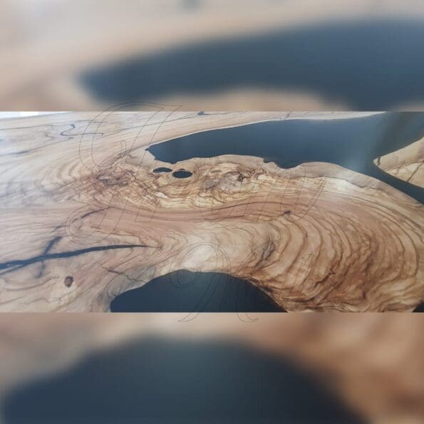 tavolo-in-legno-e-resina-erebo5