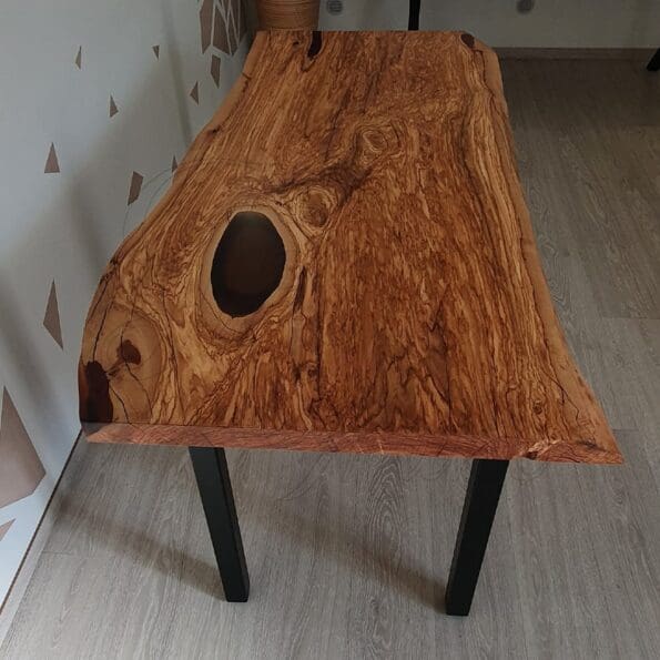 tavolo-in-legno-e-resina-febe2