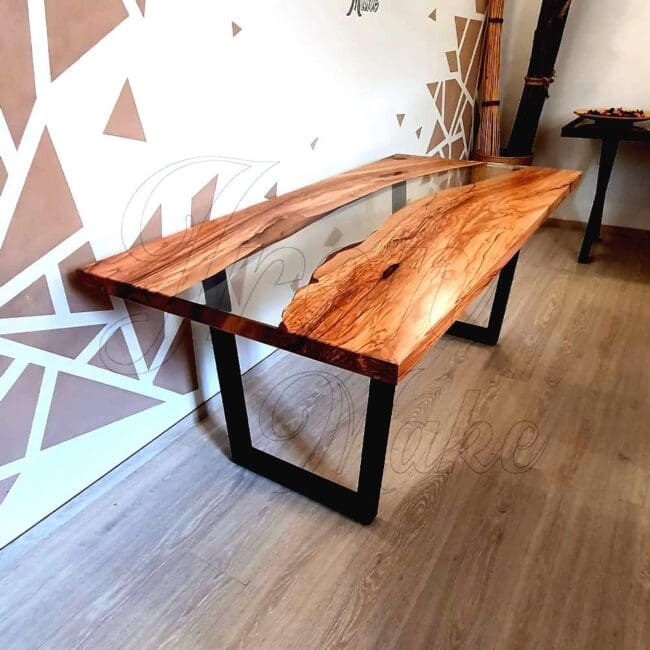 tavolo-in-legno-e-resina-iperione1-boost