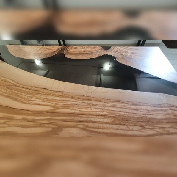 tavolo-in-legno-e-resina-philotes9