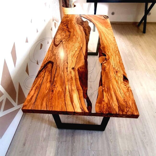 tavolo-in-legno-e-resina-inok2-1-boost