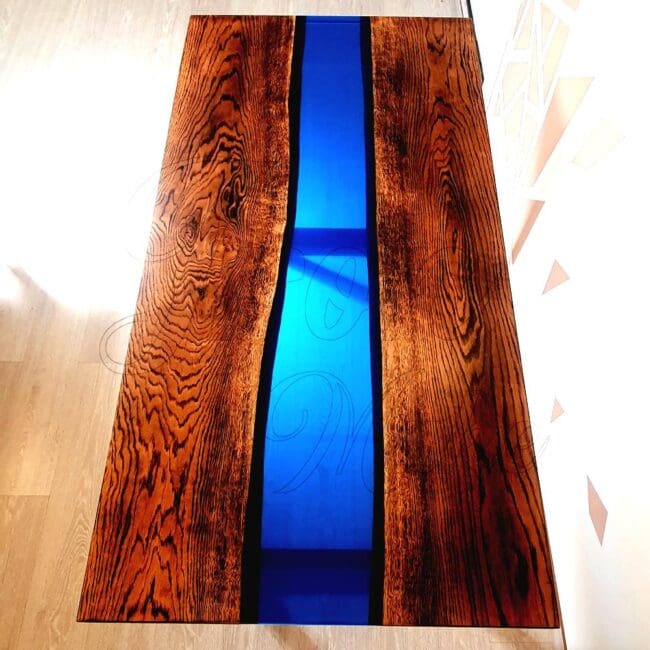 tavolo-in-legno-e-resina-cobalt6-boost