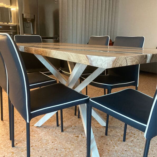 tavolo-in-legno-e-resina-selene11