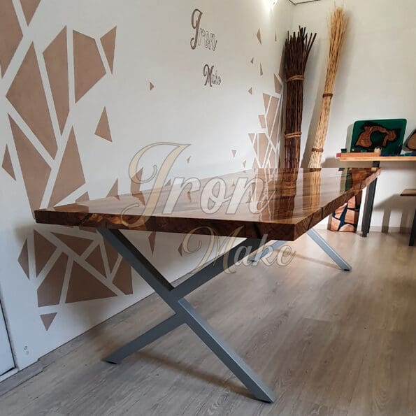 tavolo-in-legno-e-resina-glass8