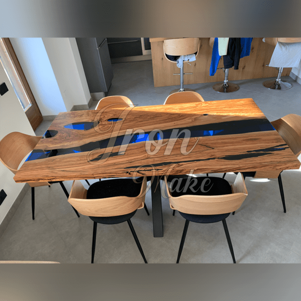 tavolo-in-legno-e-resina-night18