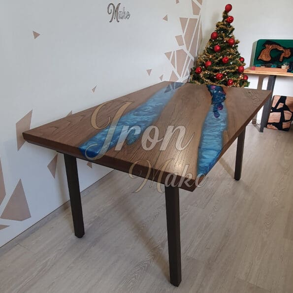 tavolo-in-legno-e-resina-storm1