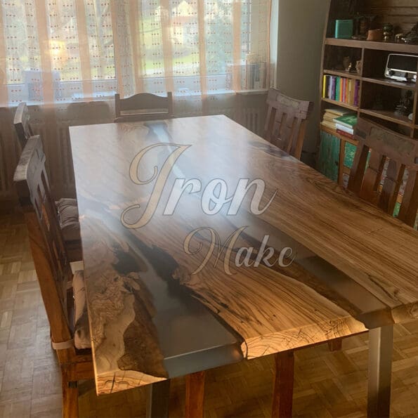 tavolo-in-legno-e-resina-tangle12