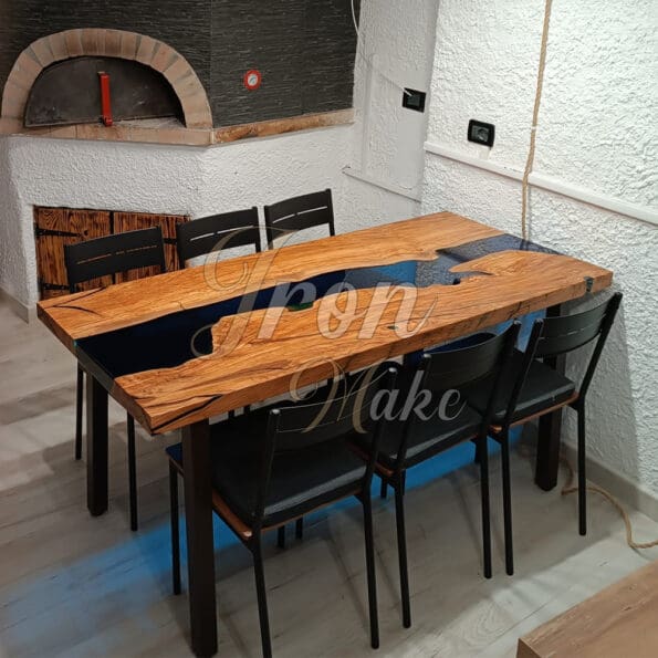 tavolo in legno e resina-arizona2