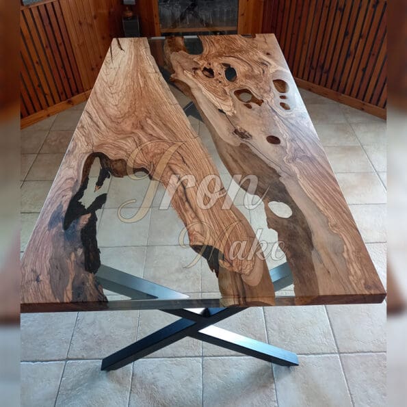 tavolo in legno e resina-haven3