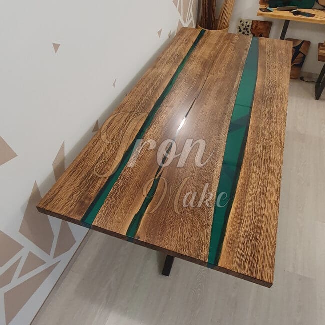 tavolo in legno e resina-midori3