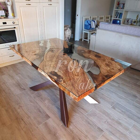 tavolo in legno e resina-golden20