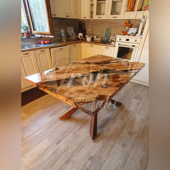 tavolo in legno e resina-golden22