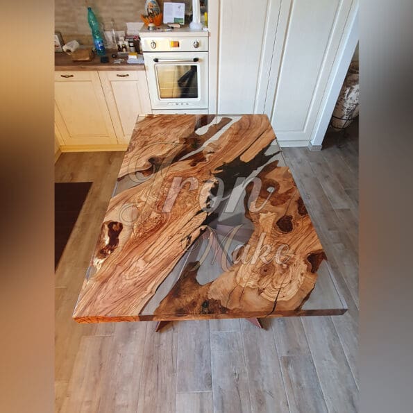 tavolo in legno e resina-golden23