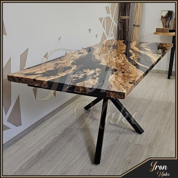 Tavolo-in-legno-e-resina-Blacked3-Iron Make