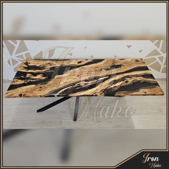 Tavolo-in-legno-e-resina-Blacked6-Iron Make